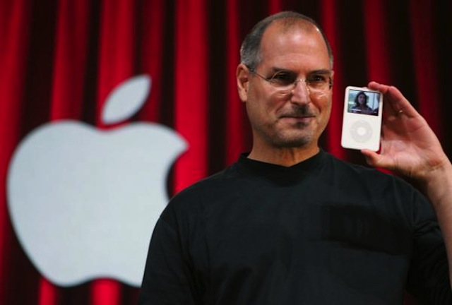 Thêm một tượng đài đã chết