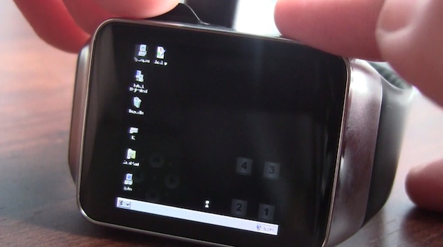 Gear Live chạy Windows 95