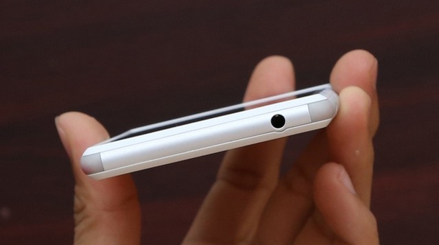 Cận cảnh Xperia E3 dùng chip Qualcomm 4 nhân tại Thegioididong