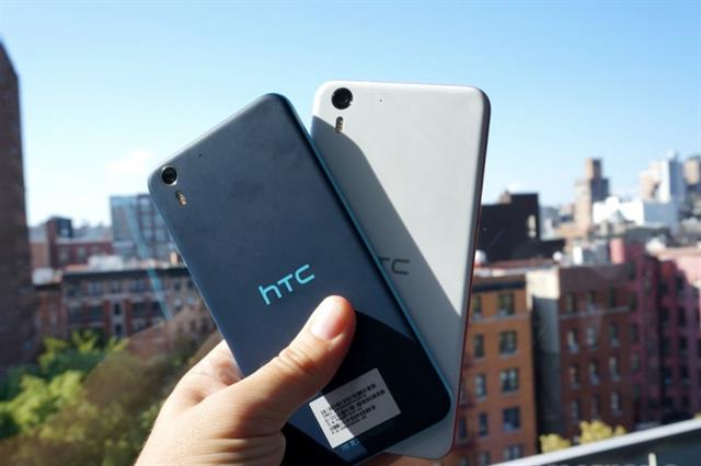 Trên tay Desire Eye với camera trước 13MP