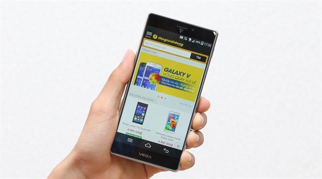 Máy được trang bị màn hình IPS LCD 5 inch (720 x 1280 pixels)