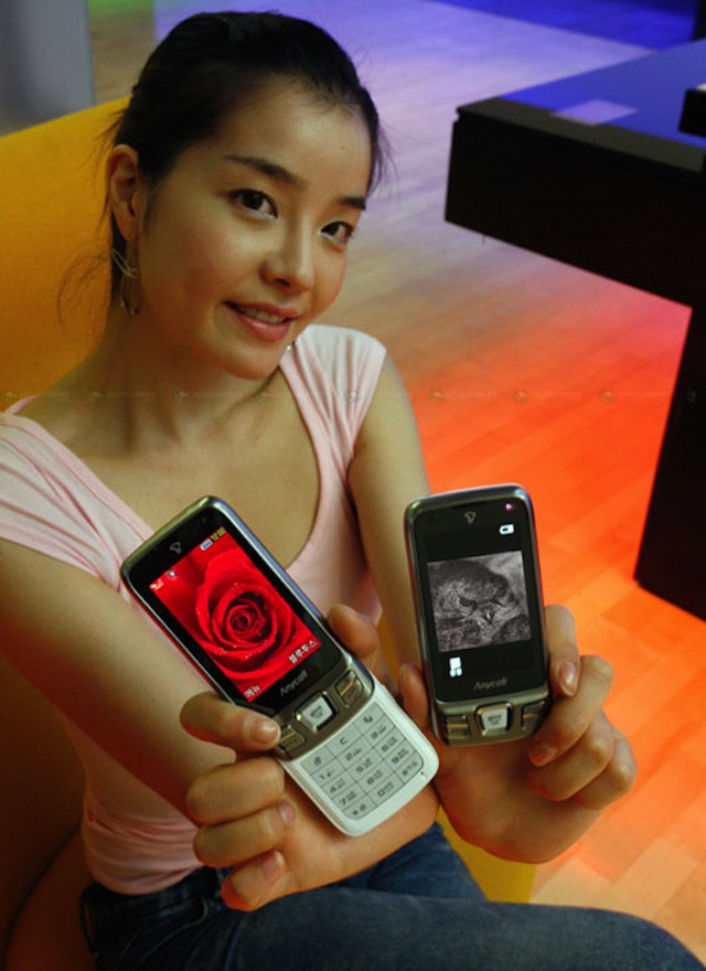 Thiết kế dạng nắp trượt