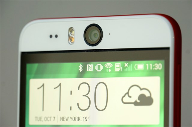 HTC Desire Eye HTC Desire Eye