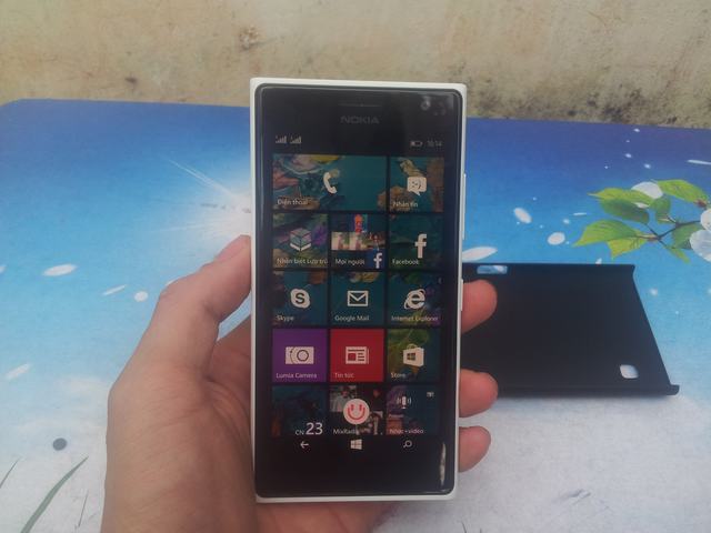 Lumia 730