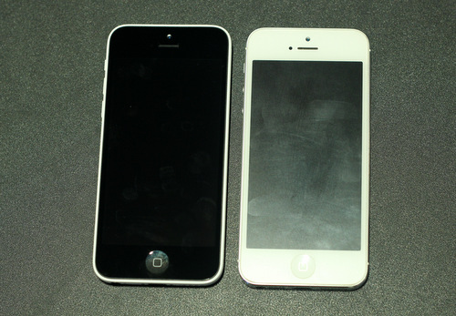 Có cấu hình tương tự như iPhone 5