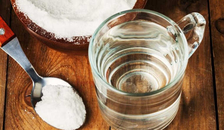 Rửa mặt bằng nước muối có thật sự tốt cho da của bạn?
