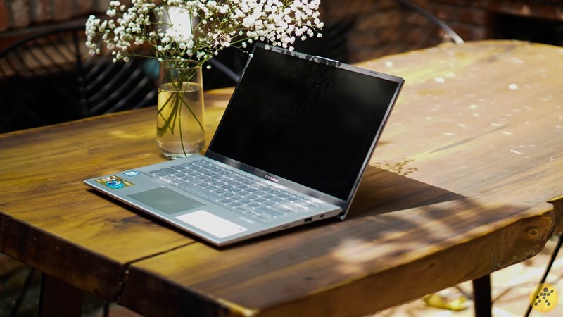 asus 2 Đánh giá chi tiết ASUS VivoBook 14