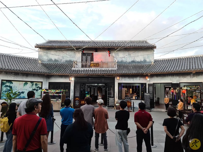 Cô gái trong ảnh không phóng to Cô gái trong ảnh không phóng to