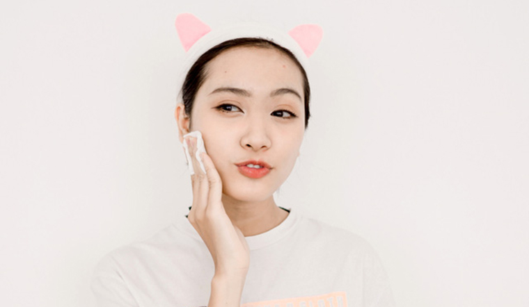 Làm gì khi da bị mụn? Cách trị mụn hiệu quả