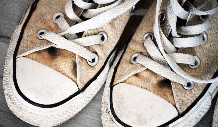 5 bước làm sạch giày Converse như mới