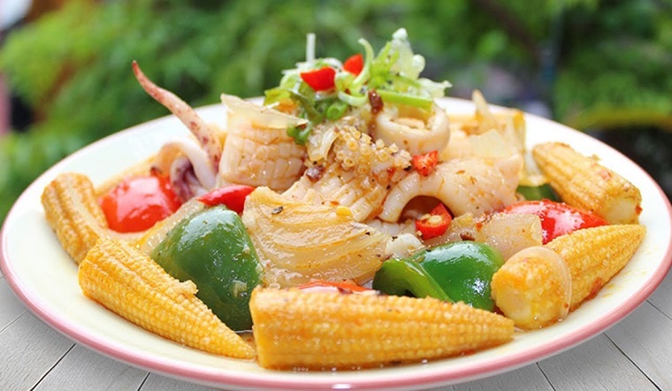 Bí quyết làm mực né rau củ giòn ngon chuẩn nhà hàng