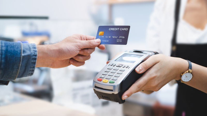 Điều kiện và thủ tục làm thẻ visa tại ngân hàng