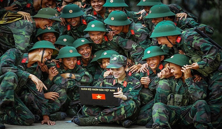 Học Kỳ Mới Quân đội Huấn Luyện Hình Nền | Nền PSD Tải xuống miễn phí -  Pikbest