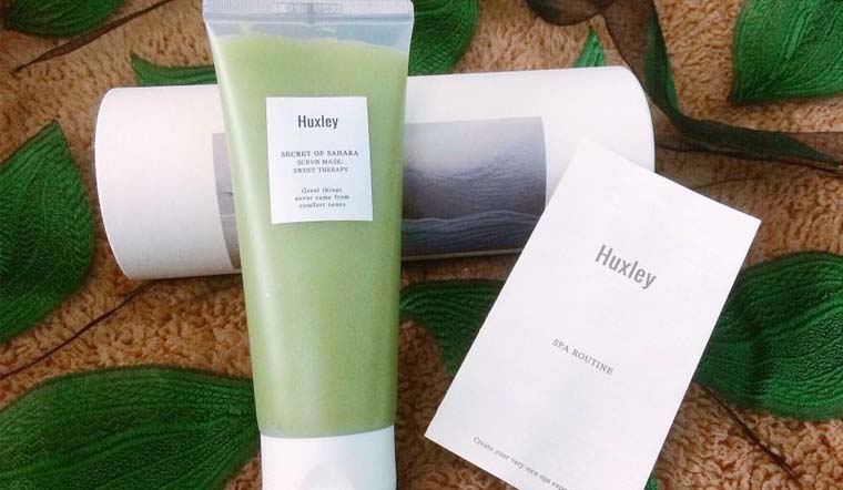 Review tẩy tế bào chết xương rồng Huxley có tốt không?