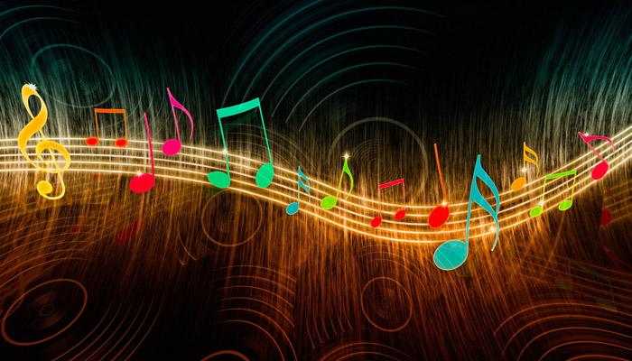 Công suất loa lớn hiệu ứng vòm như rót vào tai người nghe âm thanh từ cuộc sống