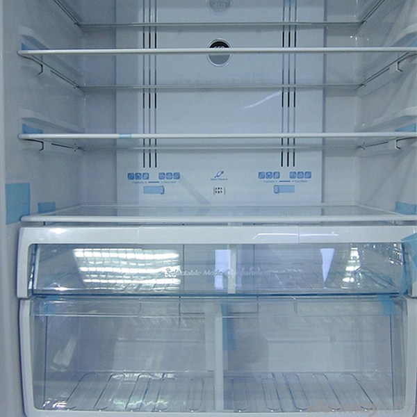 Ngăn kệ rộng và sang trọng cho bạn thỏa sức dự trữ thực phẩm