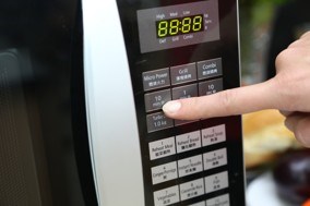 lo-vi-song-Panasonic-PALM-NN-GT353MYUE-07