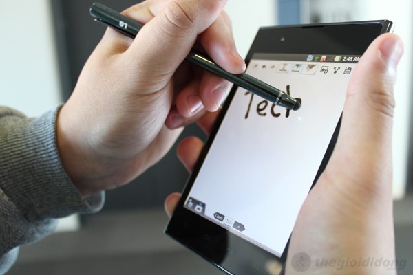 Optimus VU với apps note Optimus VU giúp bạn quản lý công việc dễ dàng hơn nhờ ứng dụng ghi chú tiện dụng