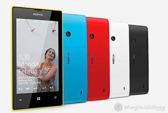 Vỏ sau của Nokia Lumia 520 hơi cong