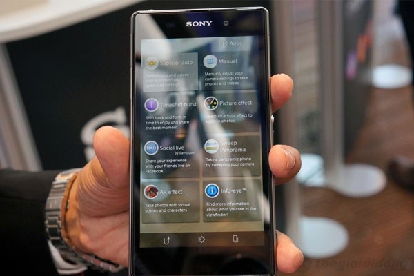 Kha nhiều ứng dụng tích hợp trong máy ảnh của Xperia Z1