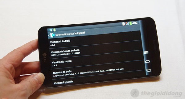 G Flex chạy HĐH Android 4.2.2 cùng nhiều tùy biến hữu ích