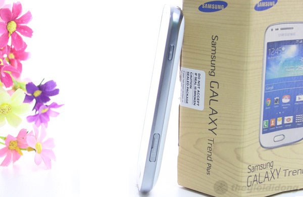Thiết kế gọn gàng, chắc chắn của Galaxy Trend Plus Thiết kế gọn gàng, chắc chắn và đẹp mắt của Galaxy Trend Plus