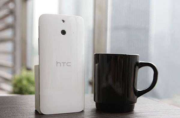 http://cdn.tgdd.vn/Products/Images/42/68116/htc-one-e8-01.jpg