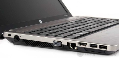 Chi tiết các kết nối ở hai cạnh HP Probook 4431s