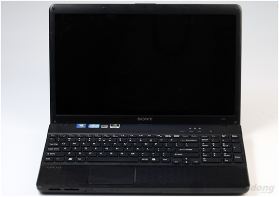 Màn hình LED HD Sony Vaio EH35EG 