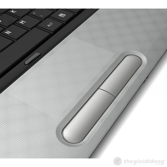 Touchpad của Toshiba Satellite L755 rất nhạy