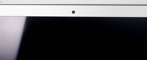 Macbook Air có camera Facetime 720p