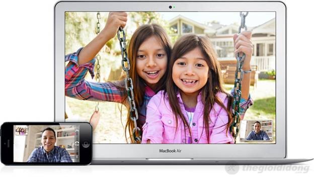 Thực hiện cuộc gọi FaceTime trên webcam HD