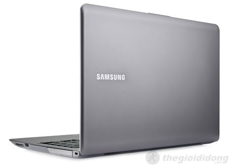 Thiết kế bên ngoài của Samsung series 5 530U4C trông khá bắt mắt