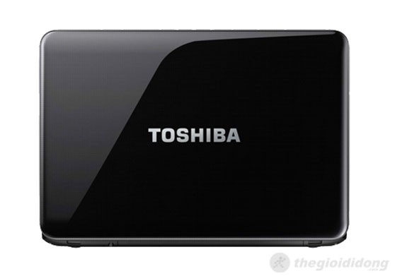 Toshiba C840 với lớp vỏ đen bóng phong cách