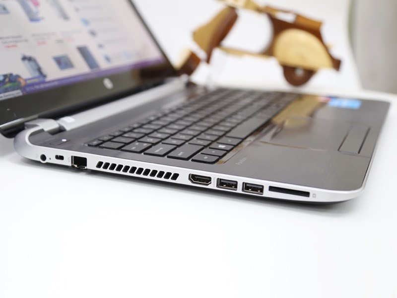 Hp 15 sở hữu màn hình cực nét
