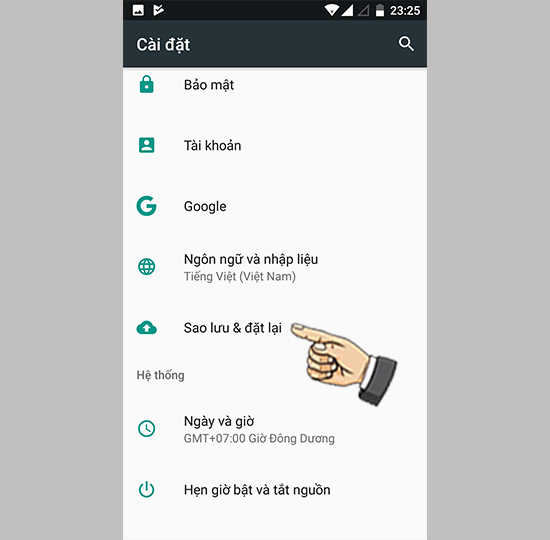 Vào cài đặt chọn sao lưu và đặt lại.
