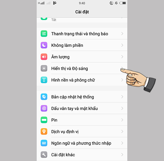 chọn Hiển thị và độ sáng