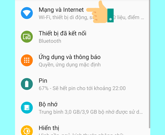 Bước 2: Chọn Mạng và Internet.