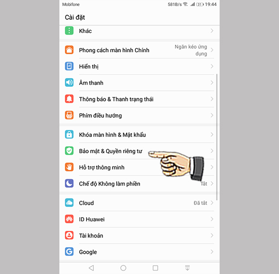 Bước 1: Vào cài đặt chọn bảo mật và quyền riêng tư.