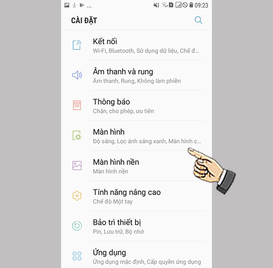 Bước 1: Vào cài đặt chọn màn hình.