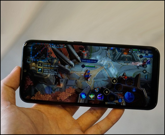 điện thoại nóng lên vì chơi game
