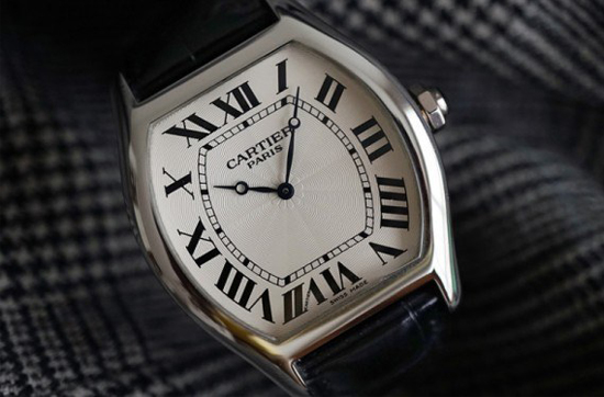 đồng hồ Cartier