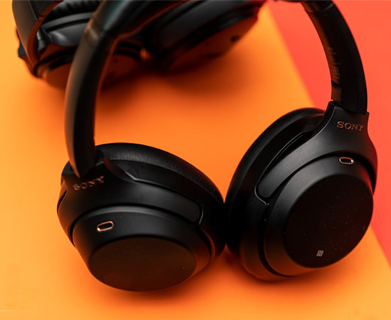 tai nghe Sony tái tạo âm thanh độ phân giải cao
