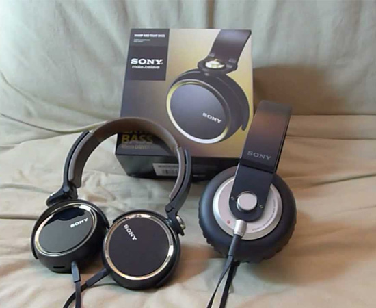 tai nghe Sony khử tiếng ồn