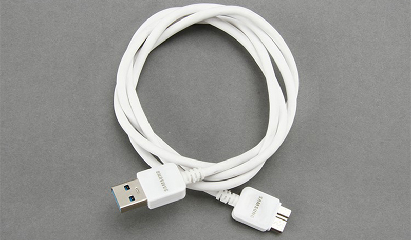 Cáp sạc Samsung với độ an toàn và tính năng vượt trội, đảm bảo an toàn.