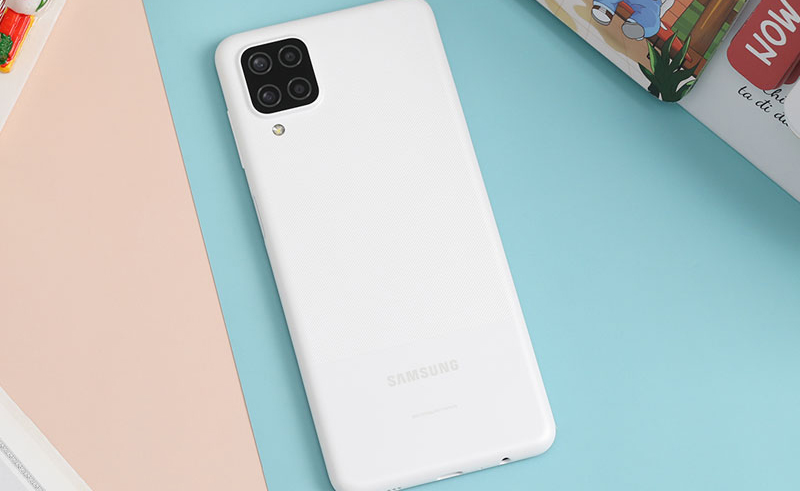 Galaxy A12 2021 chiếc điện thoại giá rẻ đến từ thương hiệu Samsung