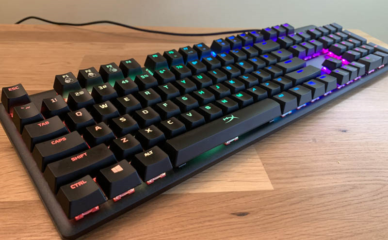 Thiết kế của HyperX Alloy Origins