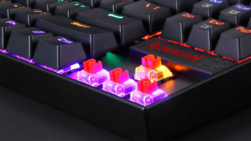 Redragon K552 Mechanical Gaming Keyboard sử dụng Red Switch