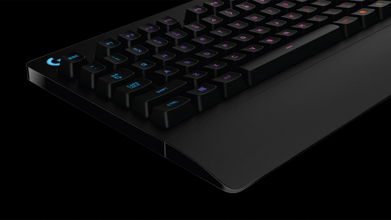 Tấm lót tay được trang bị kèm Logitech G213