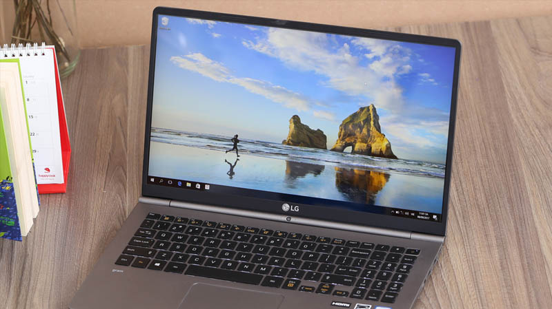 LG là dòng laptop với độ mỏng, nhẹ và bền